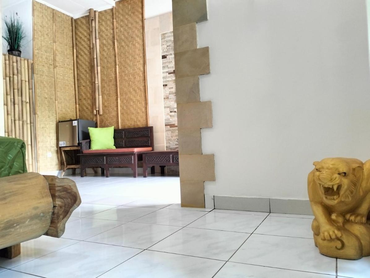Kaia Lovina Guest House Junior Suite المظهر الخارجي الصورة