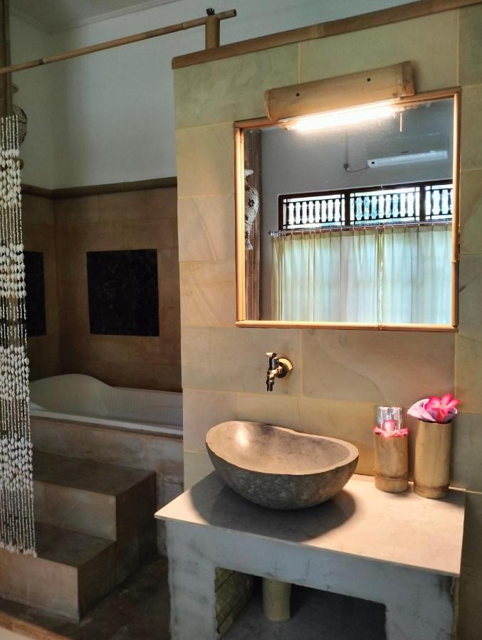 Kaia Lovina Guest House Junior Suite المظهر الخارجي الصورة