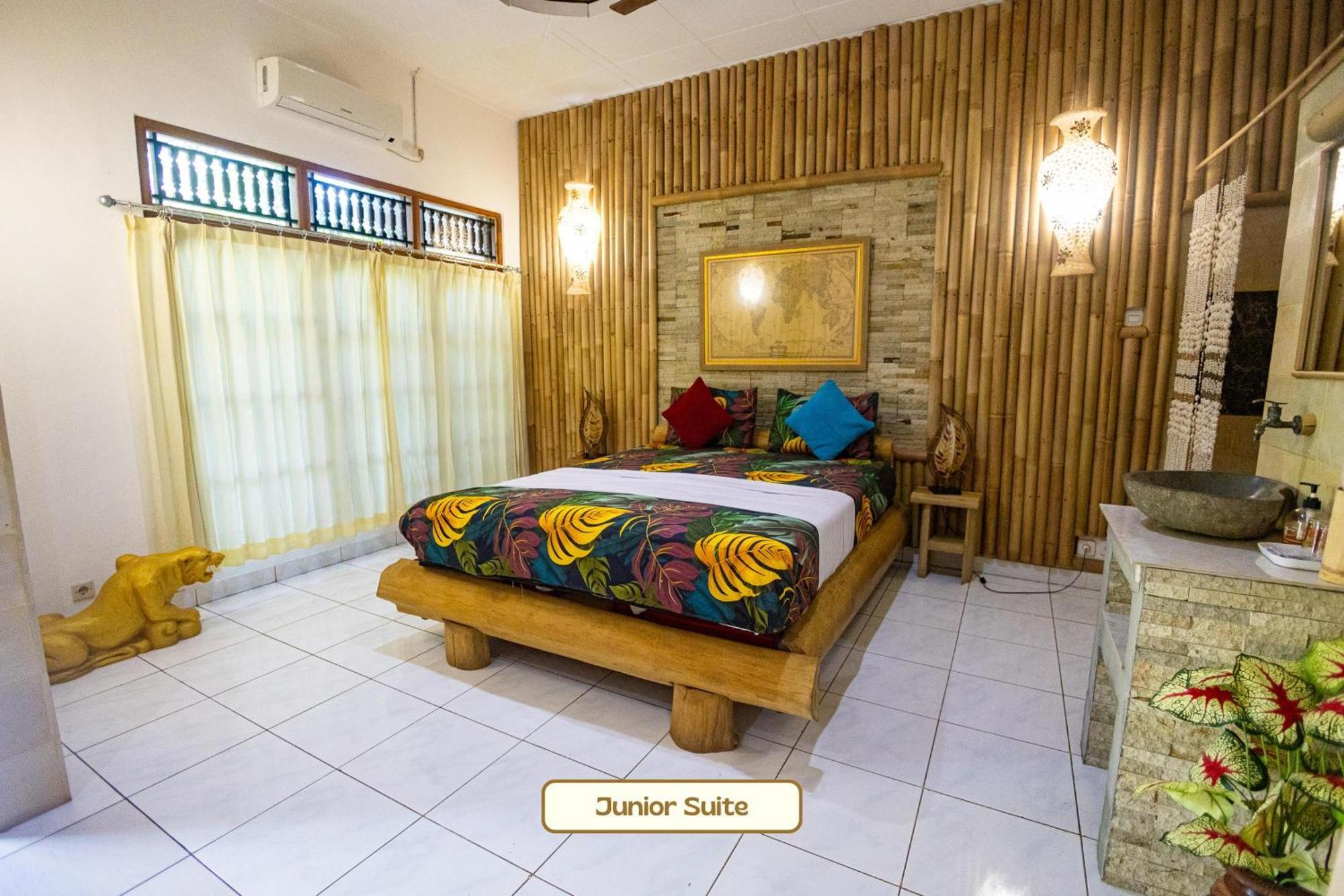 Kaia Lovina Guest House Junior Suite المظهر الخارجي الصورة